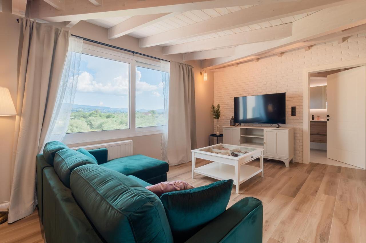 Melena Premium Suites Рода Екстериор снимка