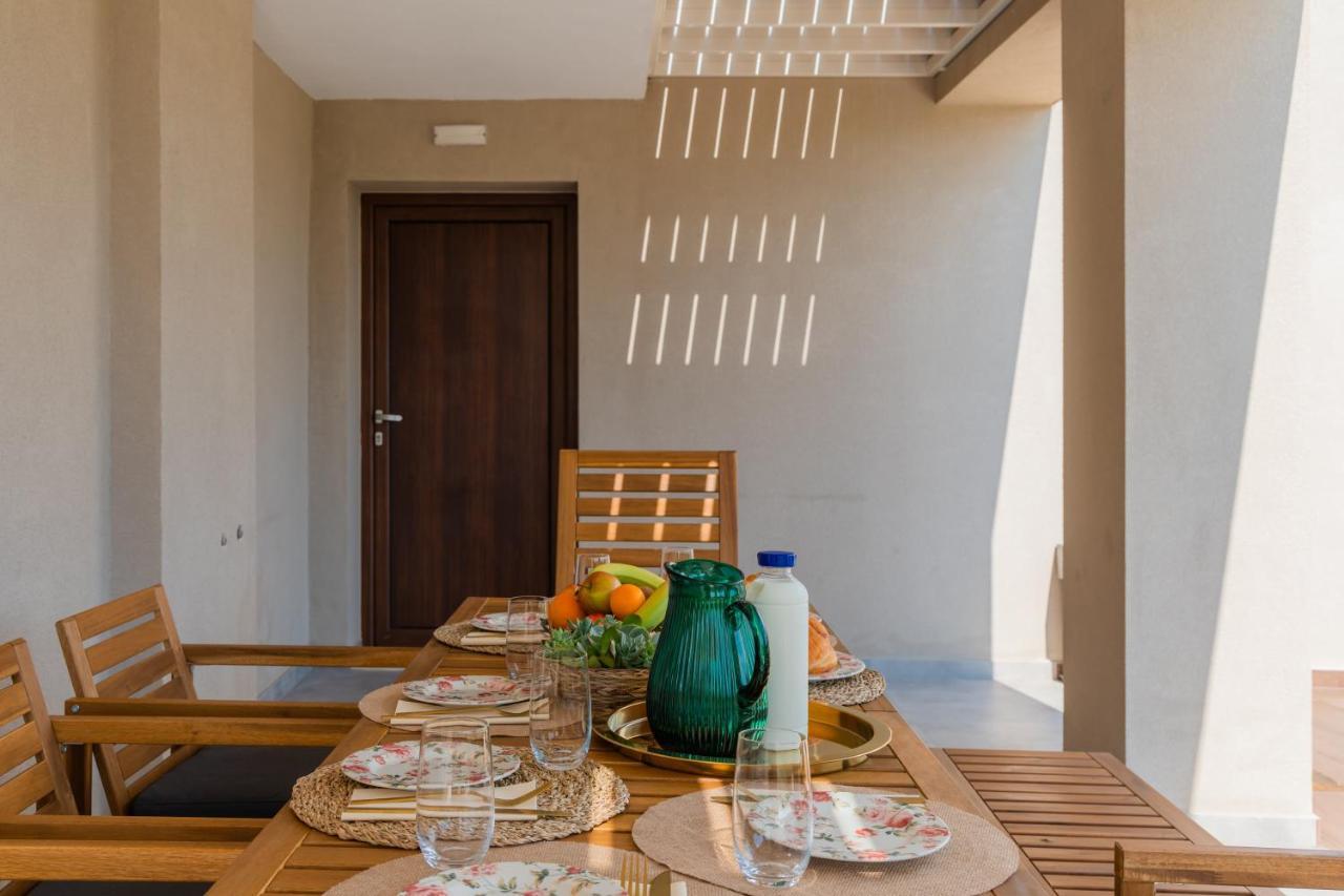 Melena Premium Suites Рода Екстериор снимка